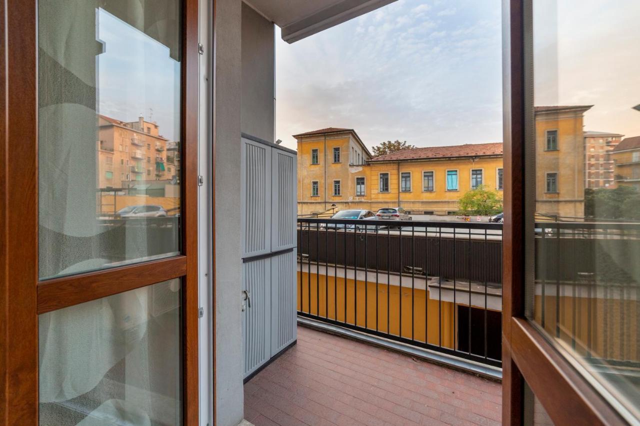 Milano Cosy Apt With Balcony! 外观 照片